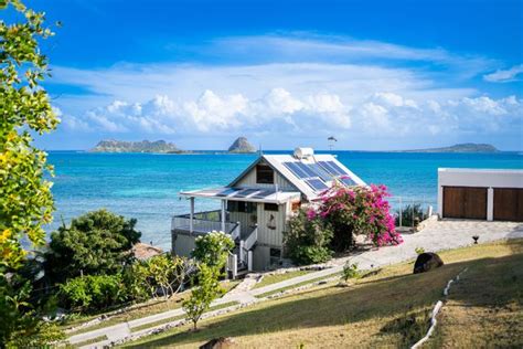 george West Indies Grenada with 3 bedrooms, one bathroom, Playground is currently for Sale, Sancoville, Sanco Boca St. . Century 21 grenada